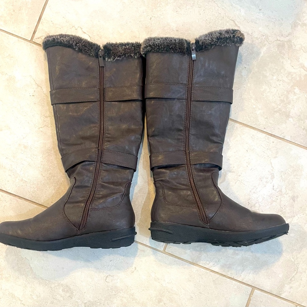 Brown faux fur wide leg boot. Worn once. Size 8. Forever brand.